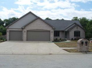 550 N Shakespeare Dr, Avon, IN 46123