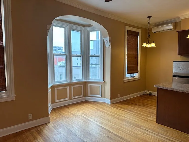 214 Pine St #2F — Photo 2