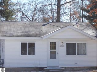 1560 Cactus Ct, Saint Helen, MI 48656
