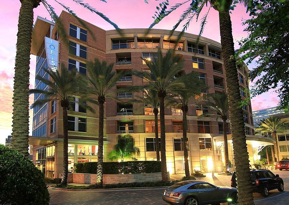 1st image of 1901 Post Oak Blvd APT 3303