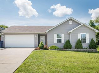 1811 Bridge St, Marion, IL 62959