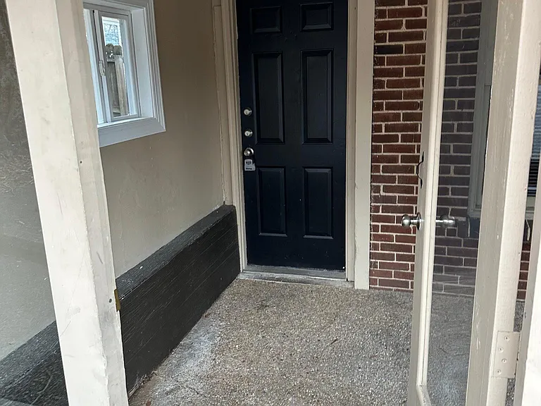 506 S Pine St — Photo 8