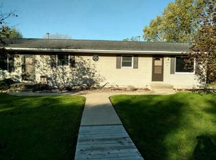 500 Velma St APT B, Washington, IL 61571