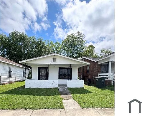 3 bed, 1026 sqft, $900 — Photo 1