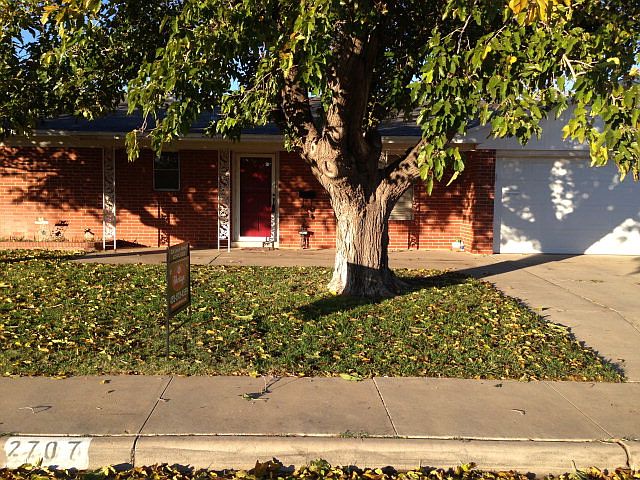 1st image of 2707 Custer Ave