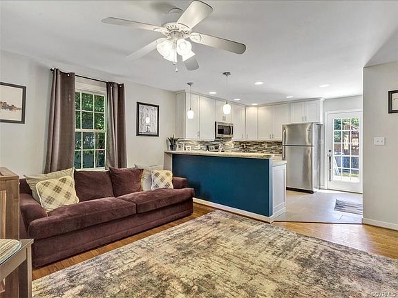3rd image of 309 W 25th St