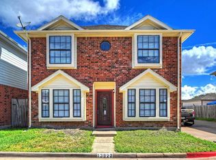 13822 Trumpetvine St, Houston, TX 77083