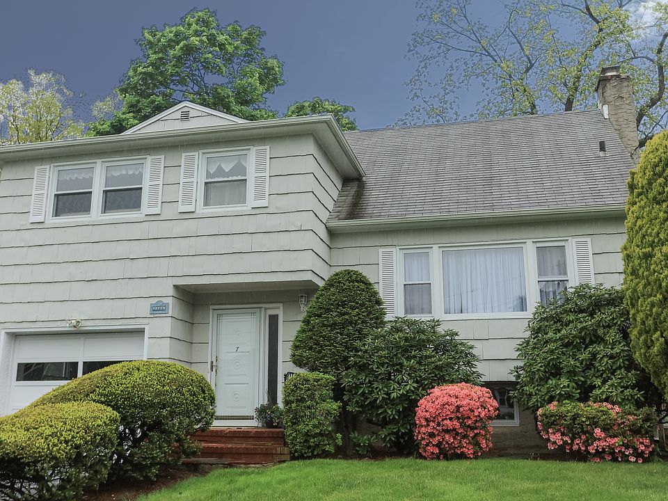 1st image of 7 Nancy Ln