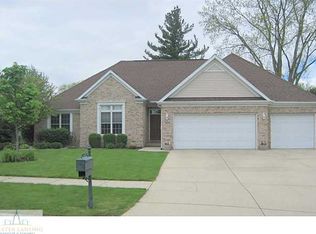 924 Laurelwood Dr, Lansing, MI