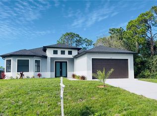 717 Long Distance Ln, Lehigh Acres, FL 33974
