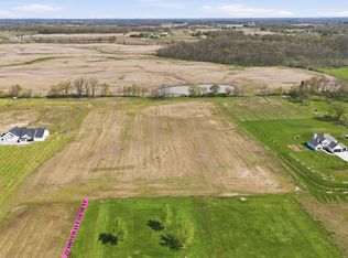 8A Bryie Rd, Churubusco, IN 46723