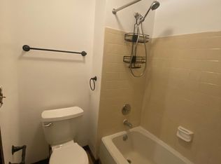 9111 N Park Plaza Ct, Milwaukee, WI 53223