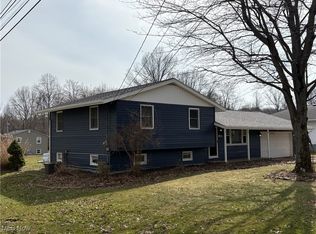 601 W Main St S, Amherst, OH 44001