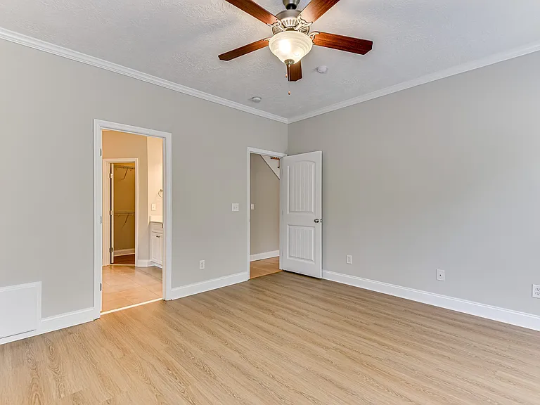 4116 Chastain Dr — Photo 21