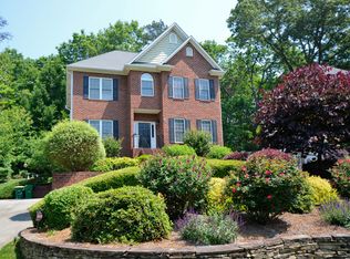 917 Woodview Ridge Trl, Lewisville, NC 27023