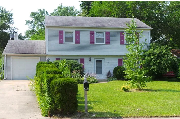 535 White Oak Rd photo 1