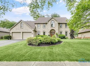 8832 Orchard Lake Rd, Holland, OH 43528