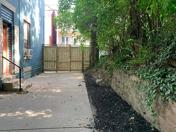3rd image of 1801 Lincoln Ave APT 2