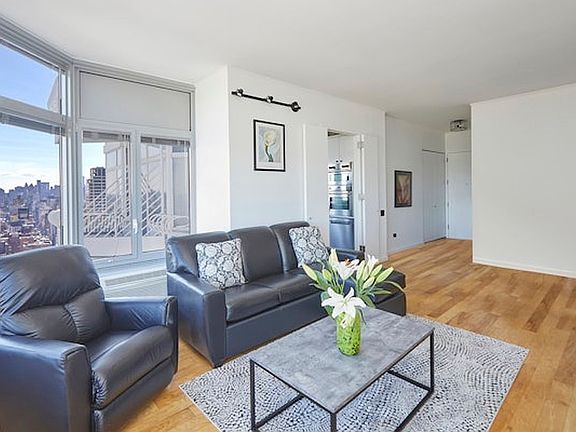 4th image of 200 E 32nd St APT 32A