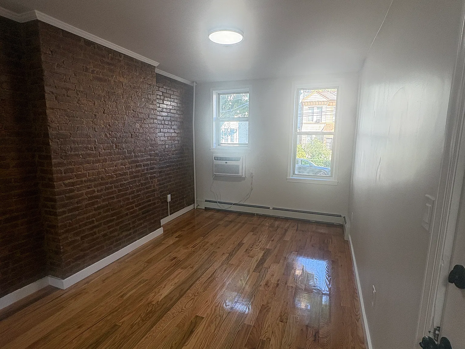 Studio, $1,925 — Photo 3