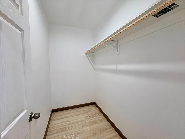 753 Baylor Ave — Photo 7