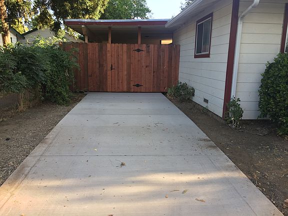 2nd image of 310 Clara Ave