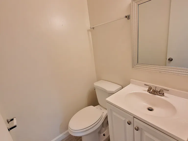 5836 Harold Way #14 — Photo 8