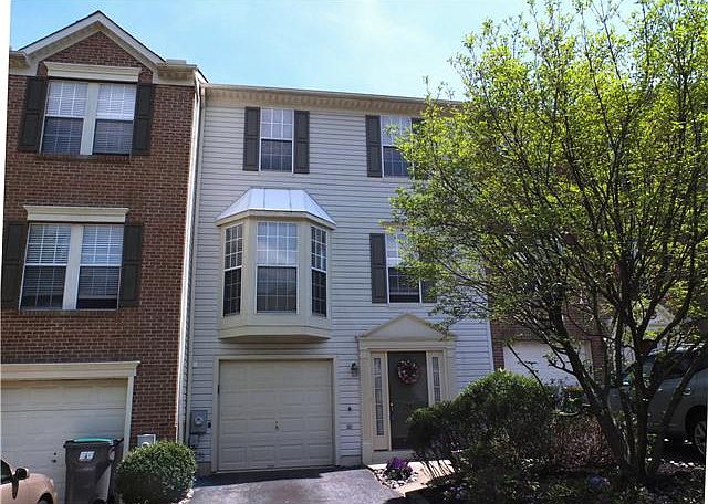 1st image of 205 Barclay Dr