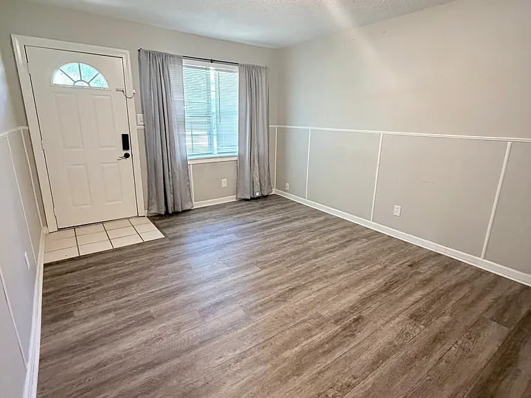 902 Lucerne Ave — Photo 6