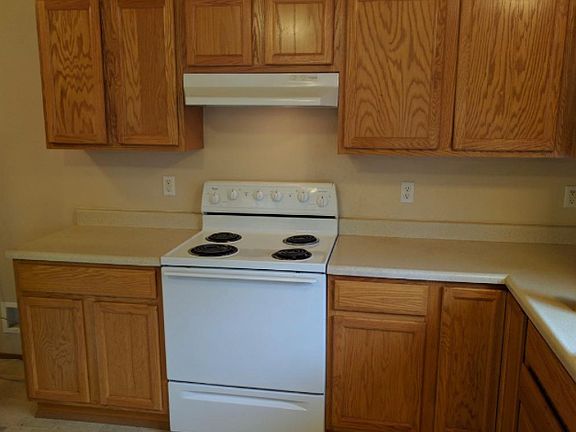 4th image of 24846 SE 19th St