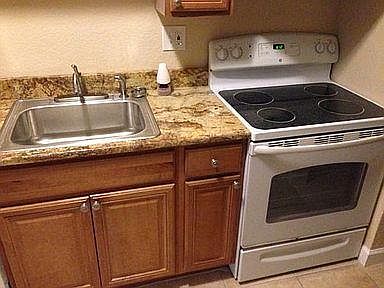 5th image of 1701 13th Ave S APT 3