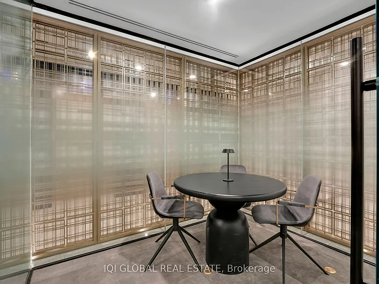93 Arthur St S #105 — Photo 34