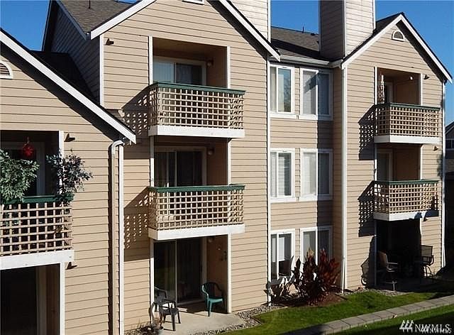 1st image of 12411 109th Ct NE #B202