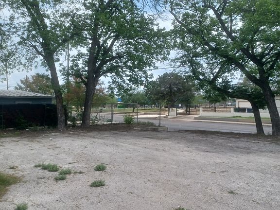 2nd image of 1537 Saltillo LOT S