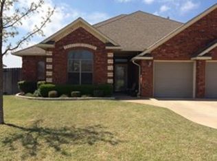1813 SW Driftwood Dr, Lawton, OK 73505