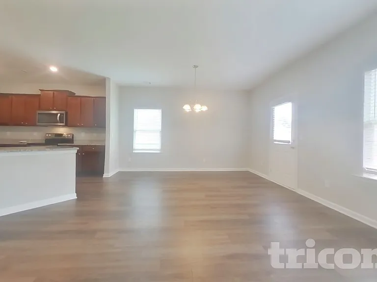 109 Innis Brook Cir — Photo 4