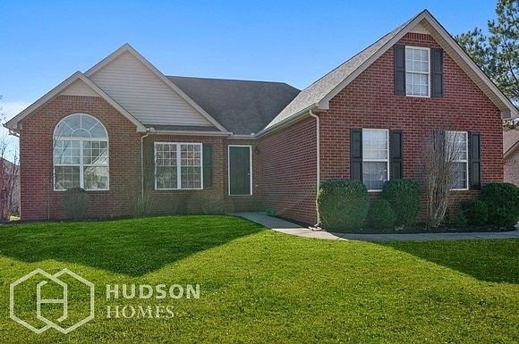 1st image of 3405 Leslie Ln