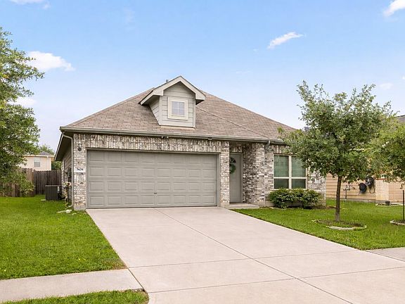 2nd image of 3634 Bright Moon Ct