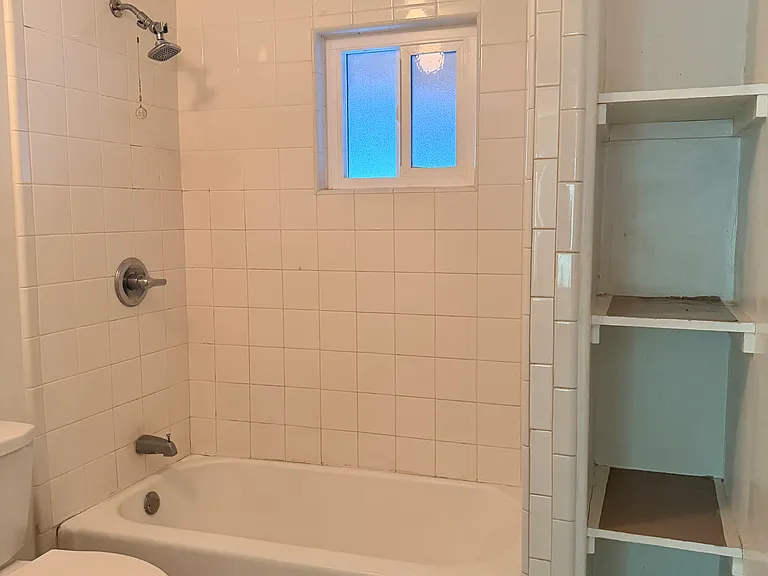 2310 Princeton St #A — Photo 4