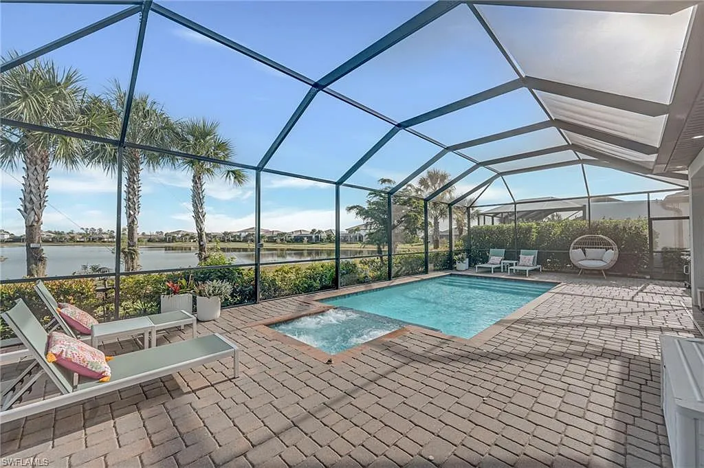 4 bed, 3.0 bath, 2434 sqft, $8,500 — Photo 2