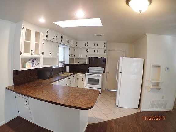 4th image of 2953 Peninsula Dr