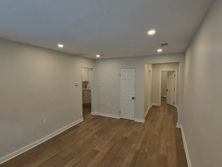 3708 Fairhaven Ave — Photo 6