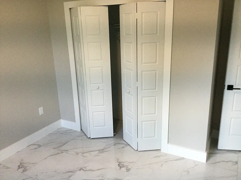 17089 Urban Ave #2 — Photo 34