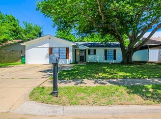6609 Harrison Way, Watauga, TX 76148