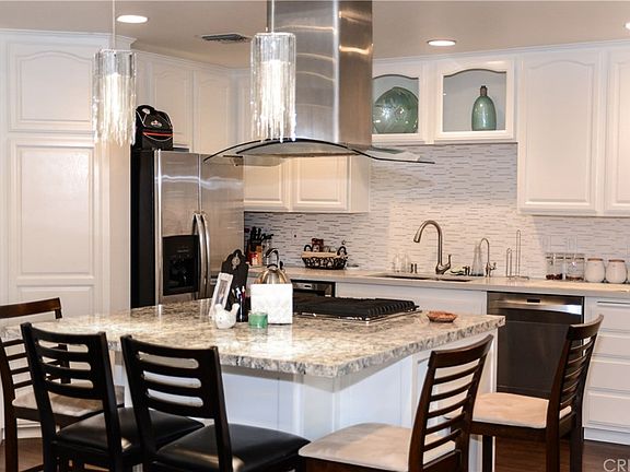 4th image of 5200 White Oak Ave Unit 35