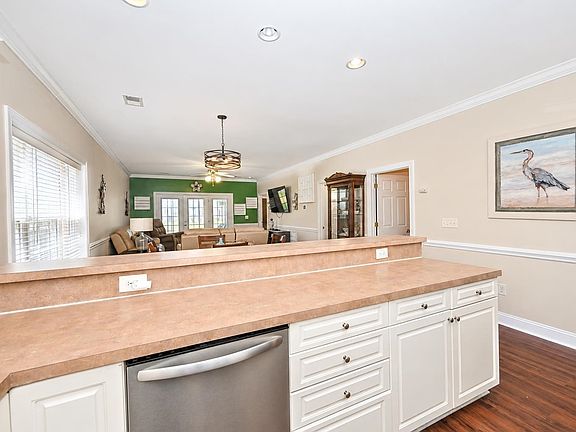 4th image of 4140 Hibiscus Dr. #101