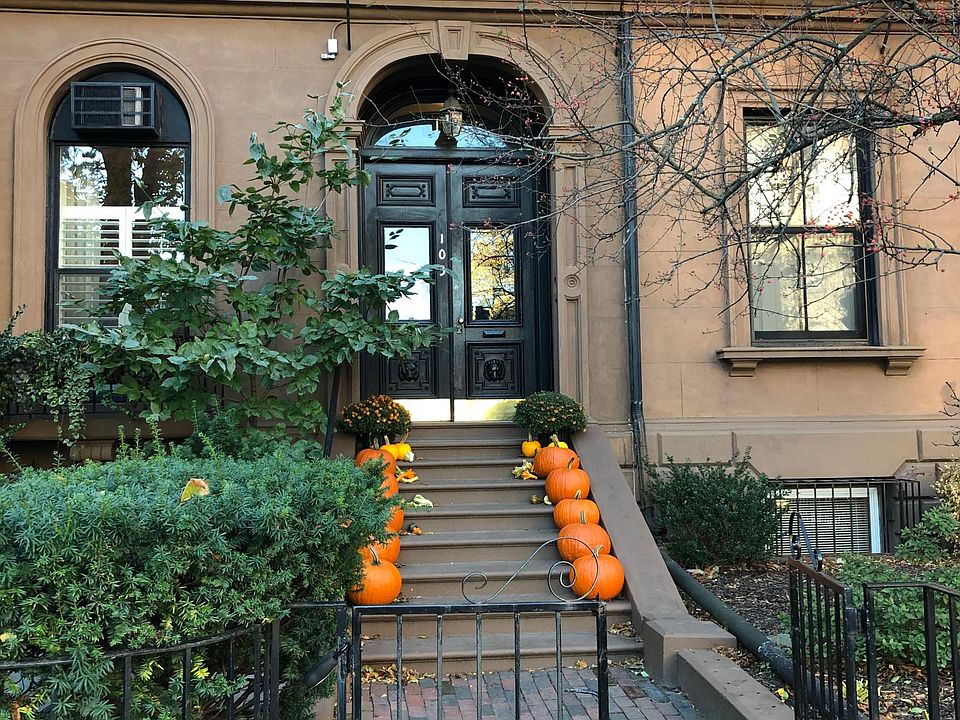 1st image of 103 Beacon St APT 2