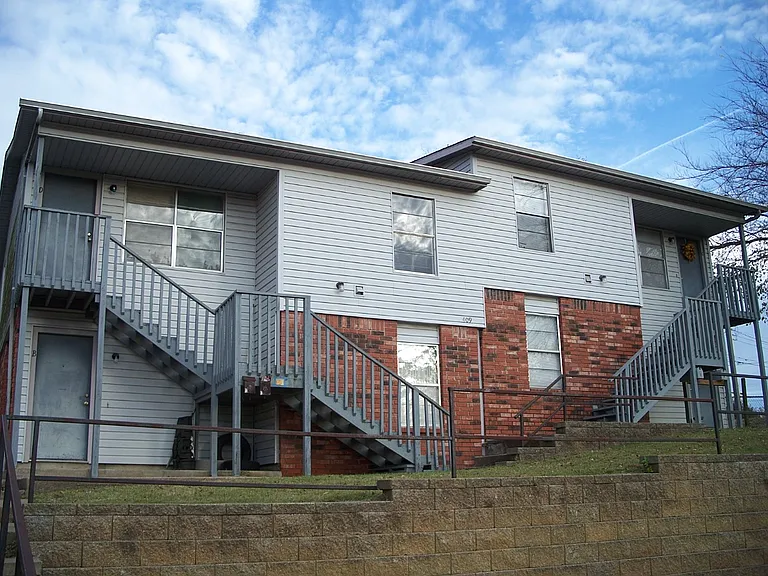 409 N Franklin Ave #A — Photo 2