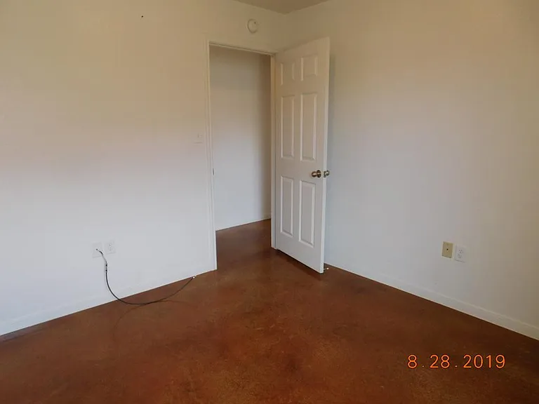 1202 Cavalry Ln #B — Photo 15