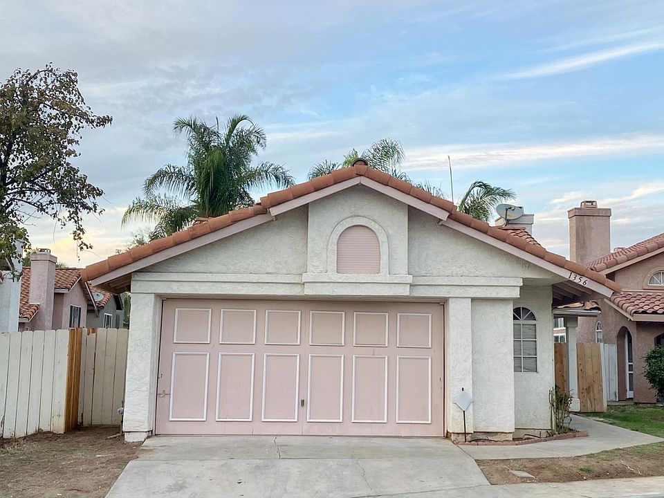 Beautiful single story house with attached 2-car garage.